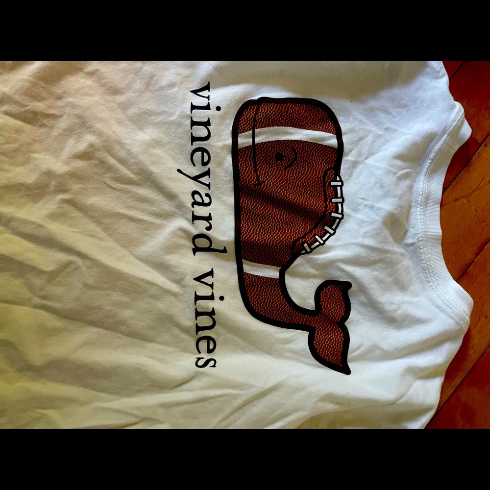 Vineyard Vines Adult L long Sleeve Football Theme